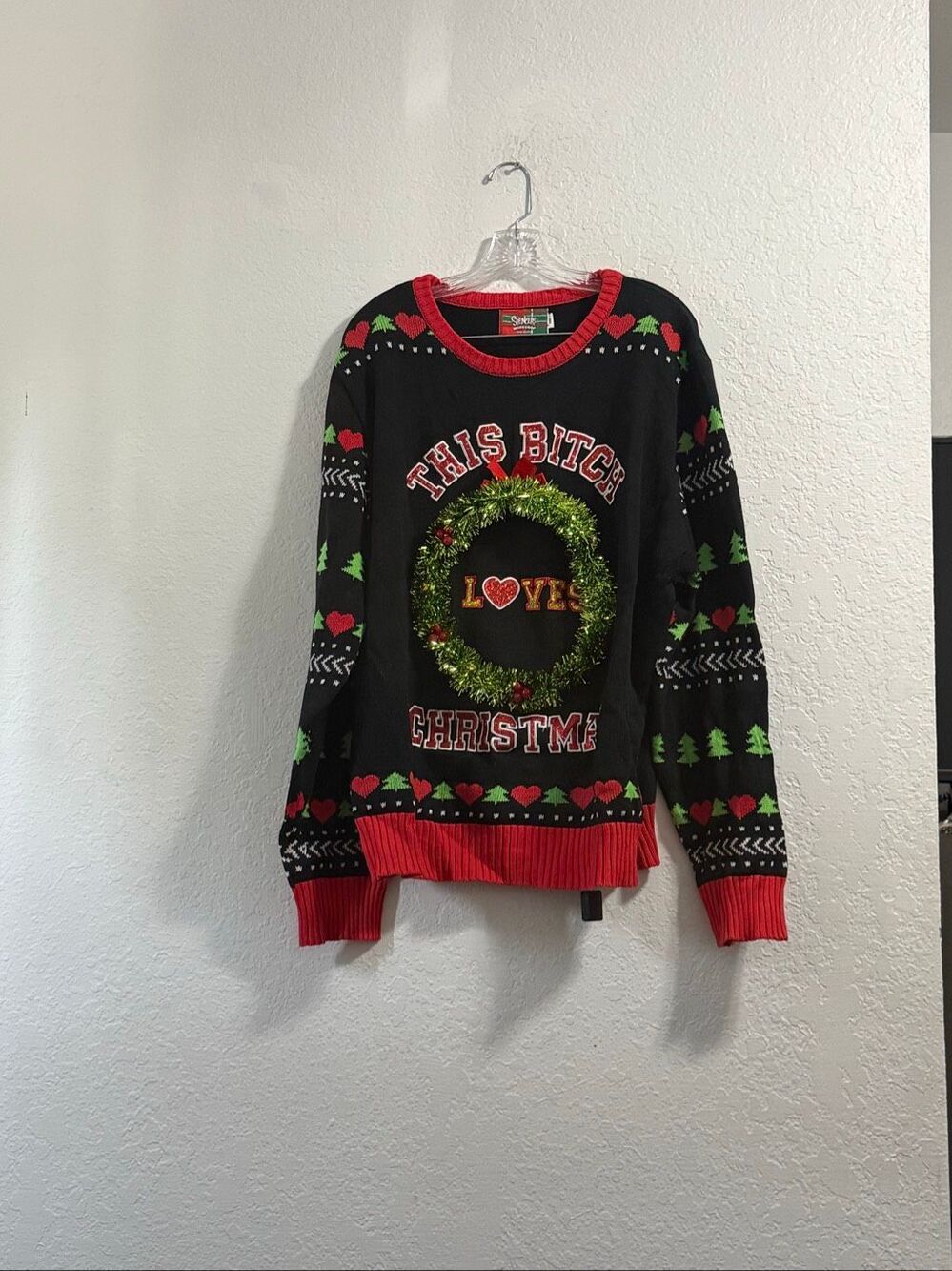 Spencer's festive light-up THIS Beotch  LOVES CHRISTMAS sweater 2x XXL ugly